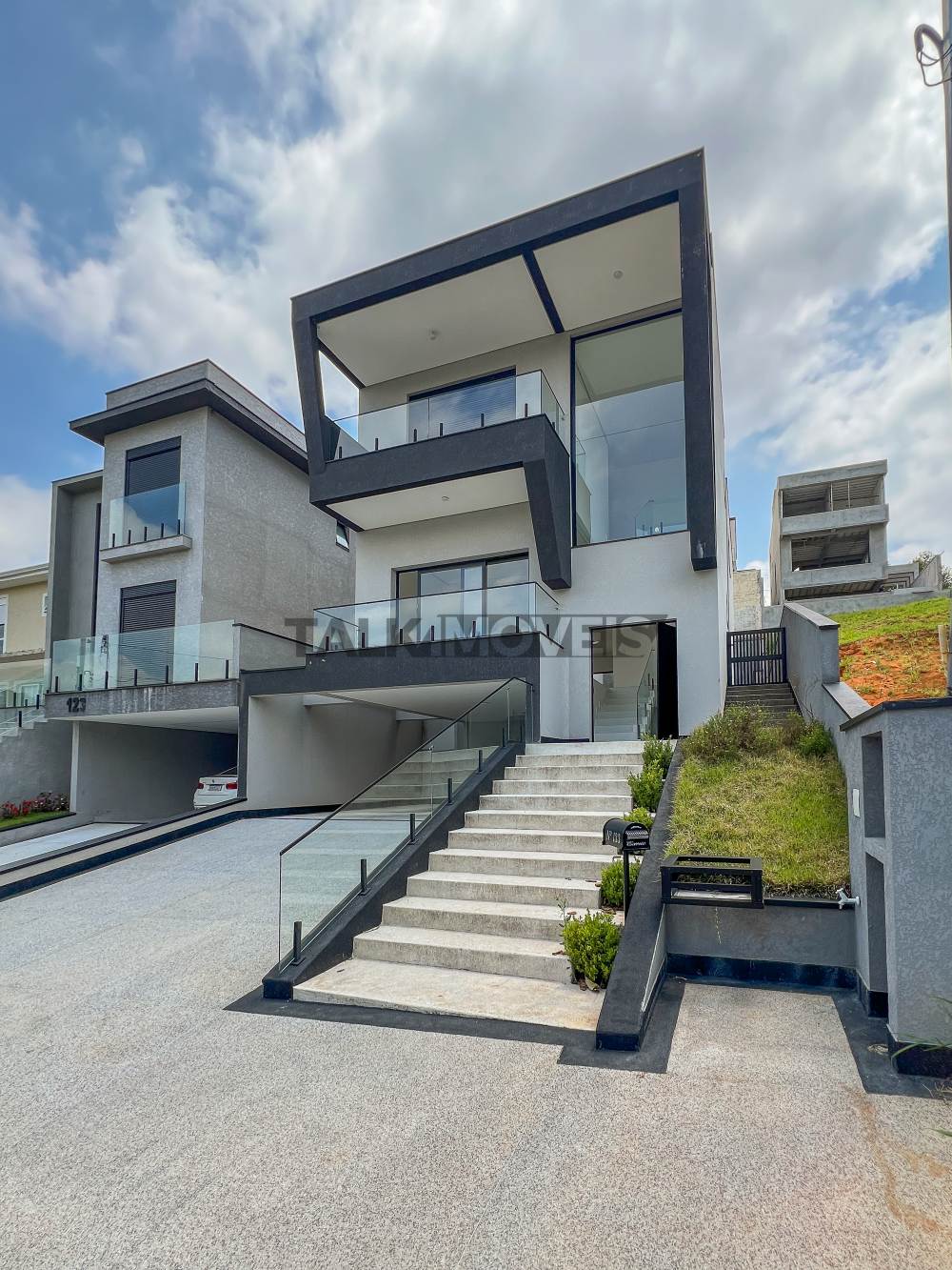 Casa em Condomínio New Ville Santana DE Parnaiba 