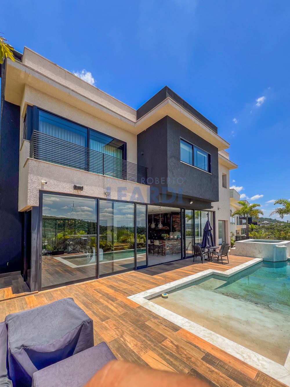 Casa em Condomínio Genesis 02 Alphaville 